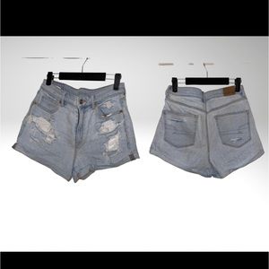 American eagle distressed denim short size 28